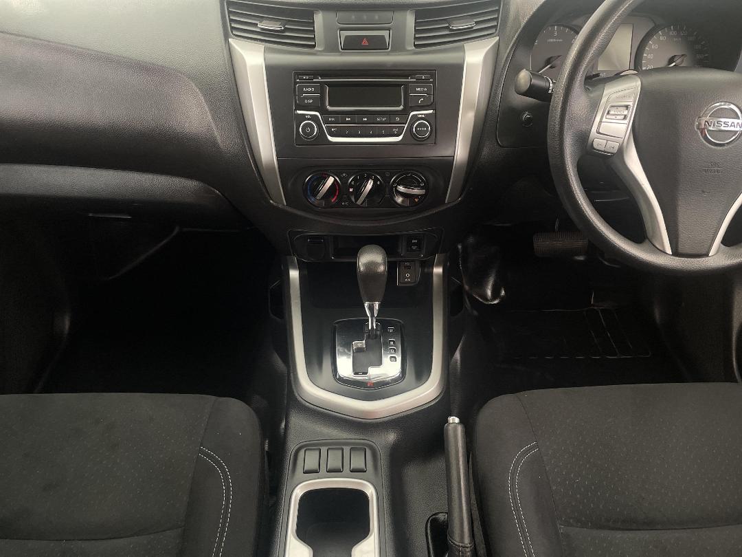 Photo '18' of Nissan Navara