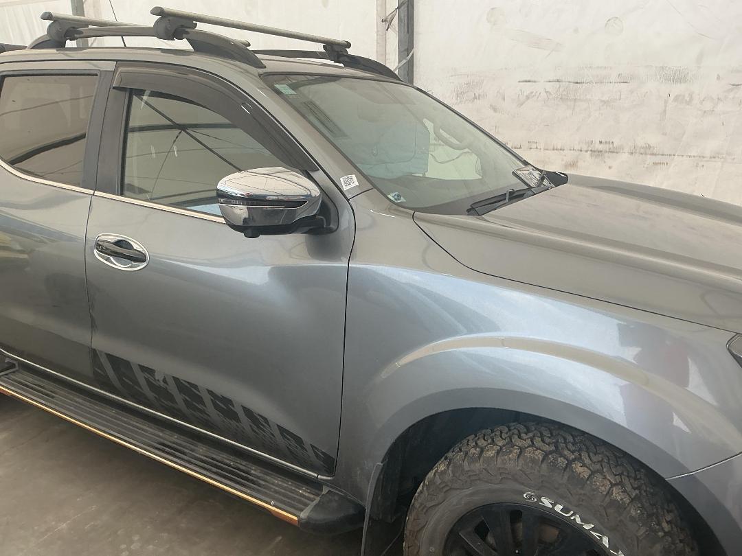 Photo '3' of Nissan Navara ST-X Photo '3' of Nissan Navara ST-X