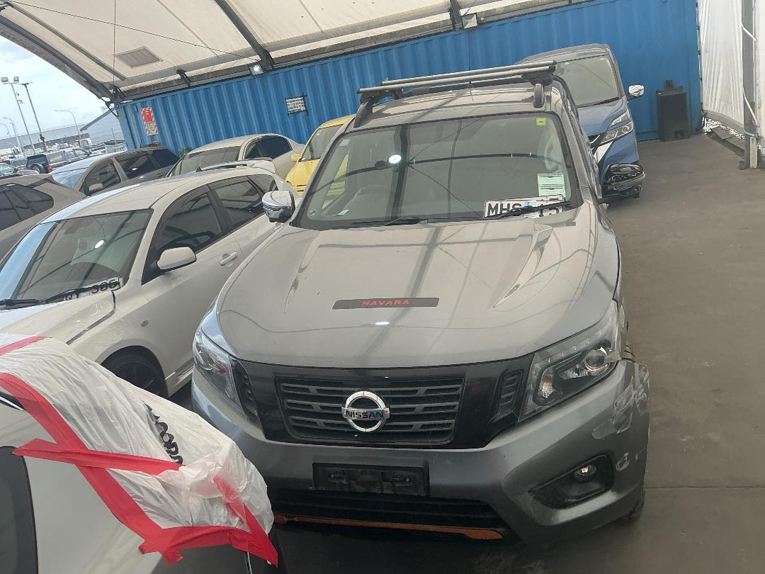 Photo '4' of Nissan Navara ST-X Photo '4' of Nissan Navara ST-X