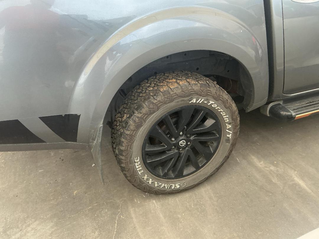 Photo '14' of Nissan Navara ST-X Photo '14' of Nissan Navara ST-X