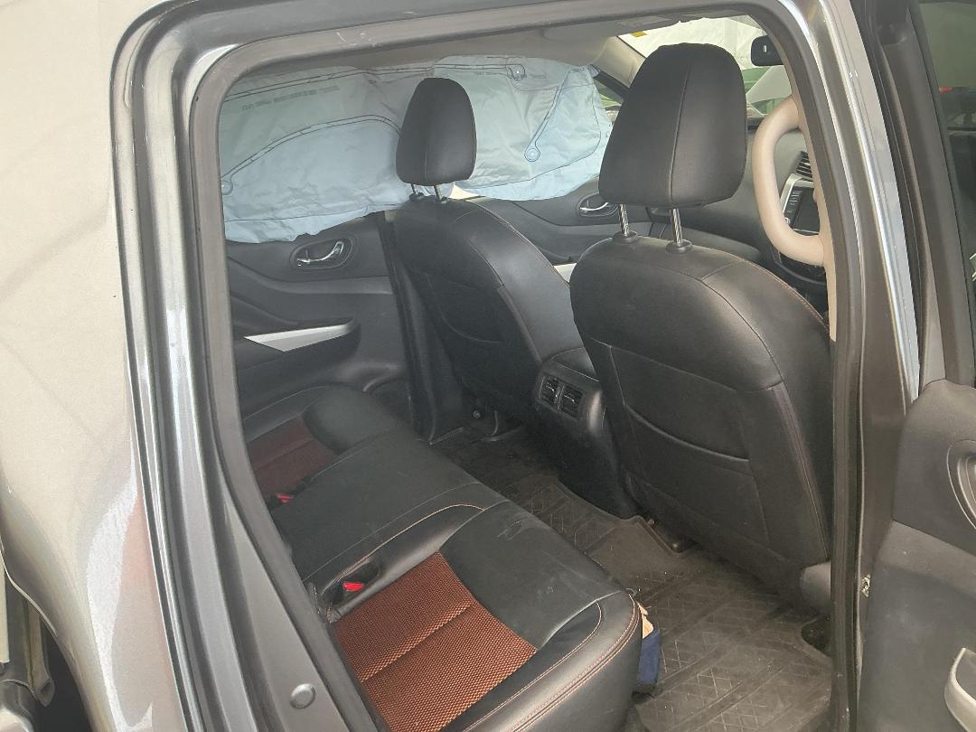 Photo '23' of Nissan Navara ST-X Photo '23' of Nissan Navara ST-X