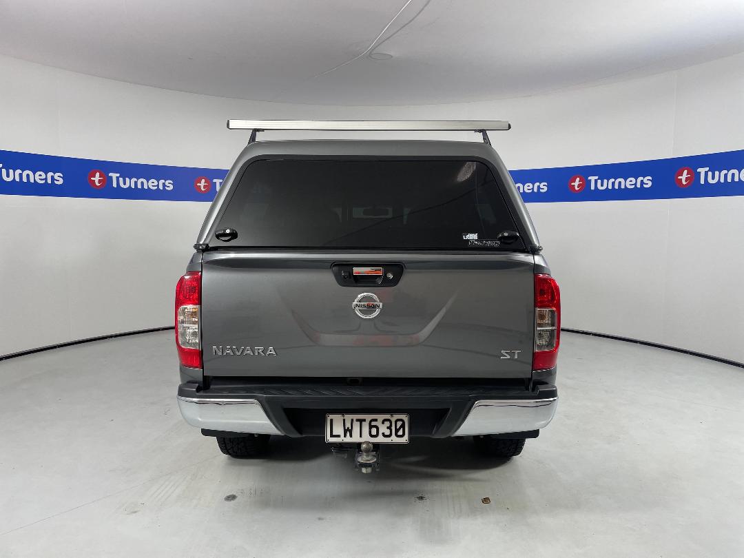 Photo '6' of Nissan Navara