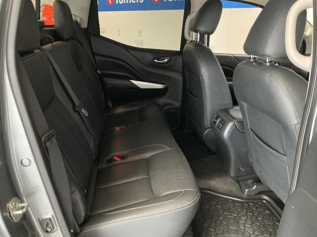 Photo '20' of Nissan Navara