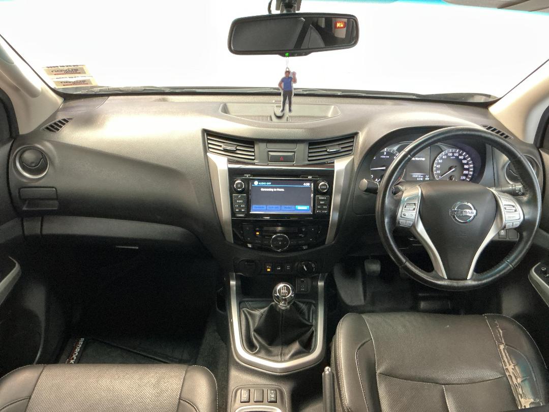 Photo '17' of Nissan Navara