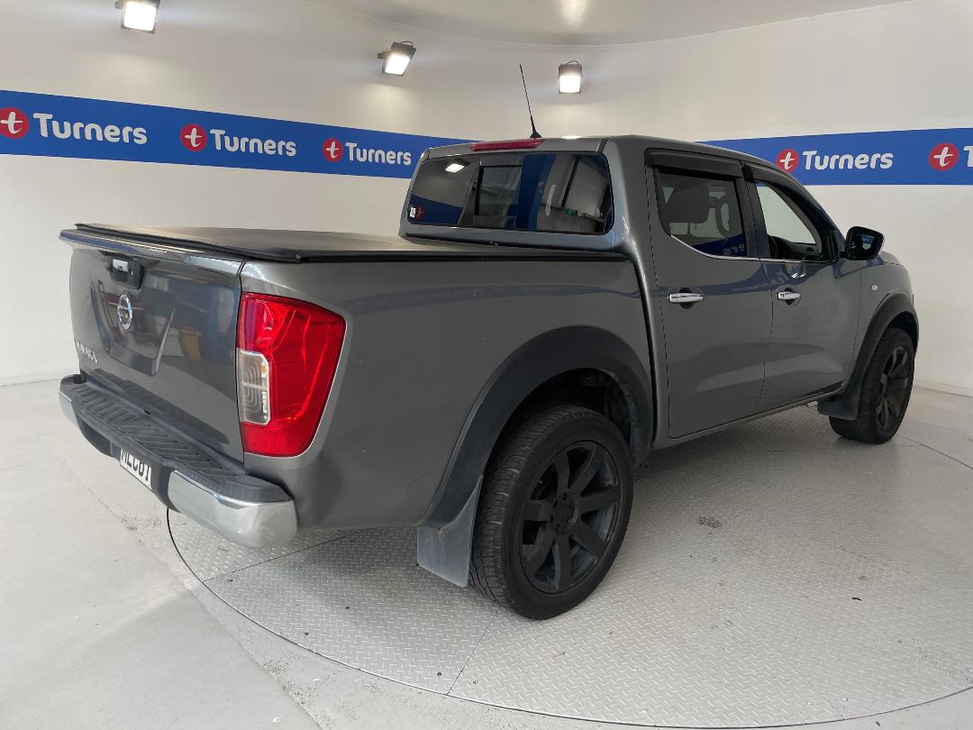 Photo '7' of Nissan Navara