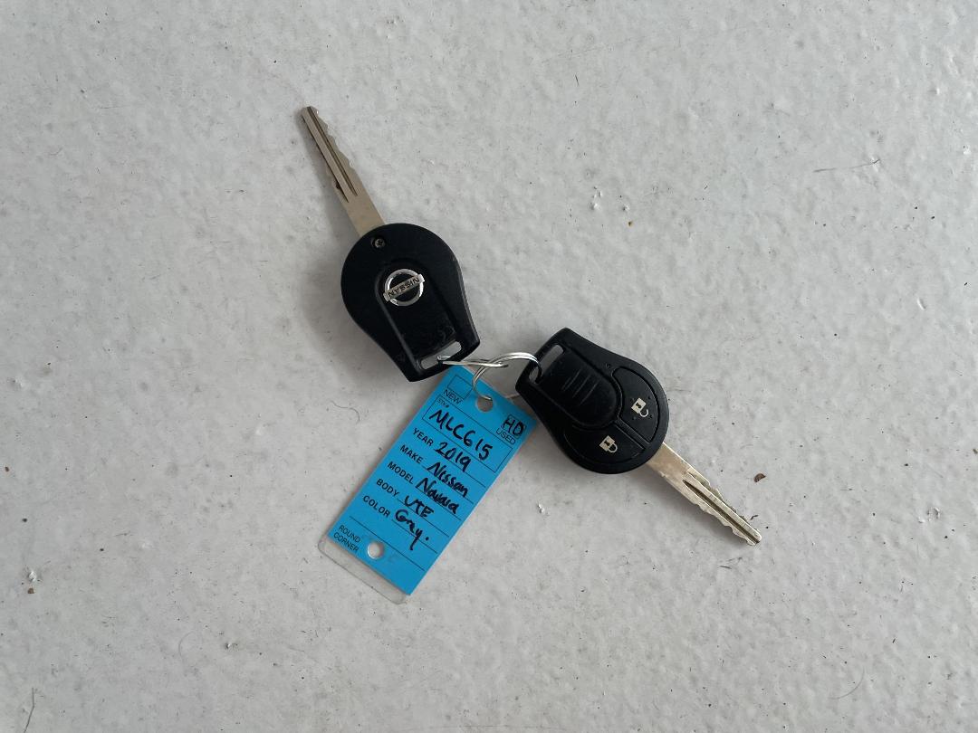 Photo '22' of Nissan Navara