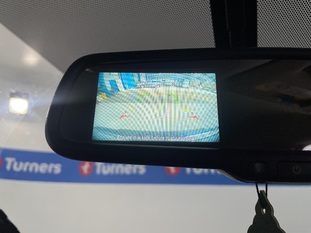 Photo '28' of Nissan Navara