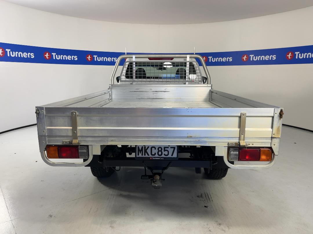 Photo '6' of Nissan Navara