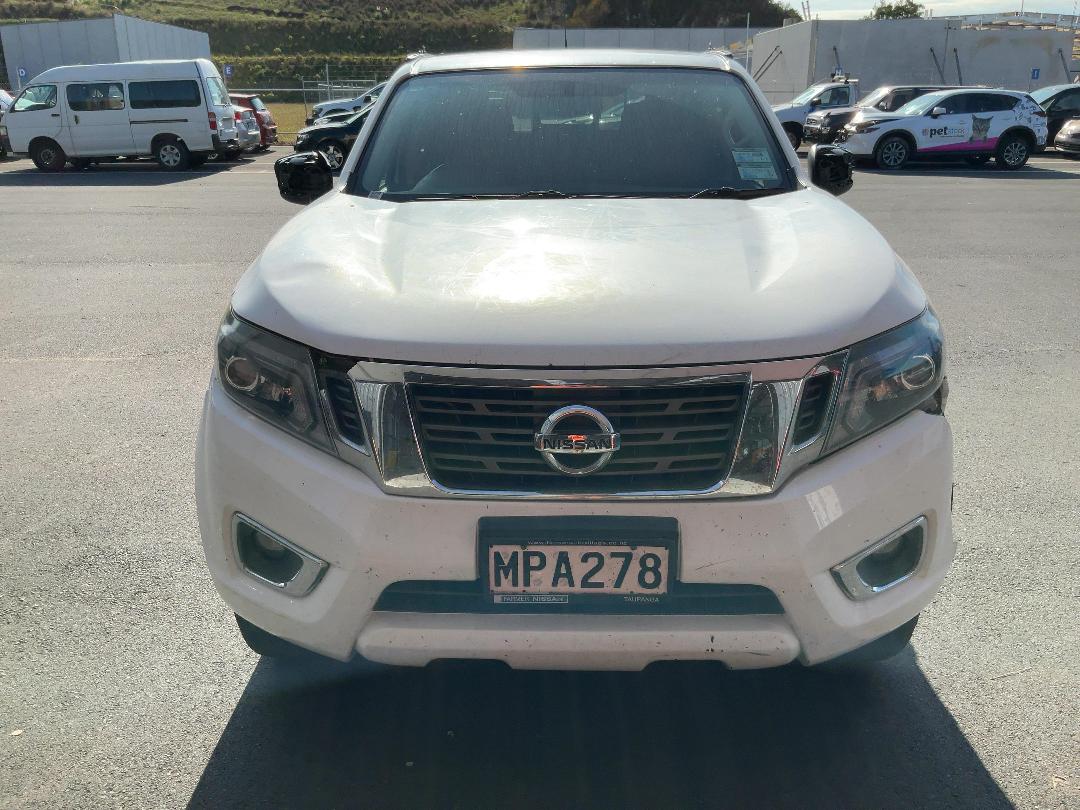 Photo '2' of Nissan Navara ST