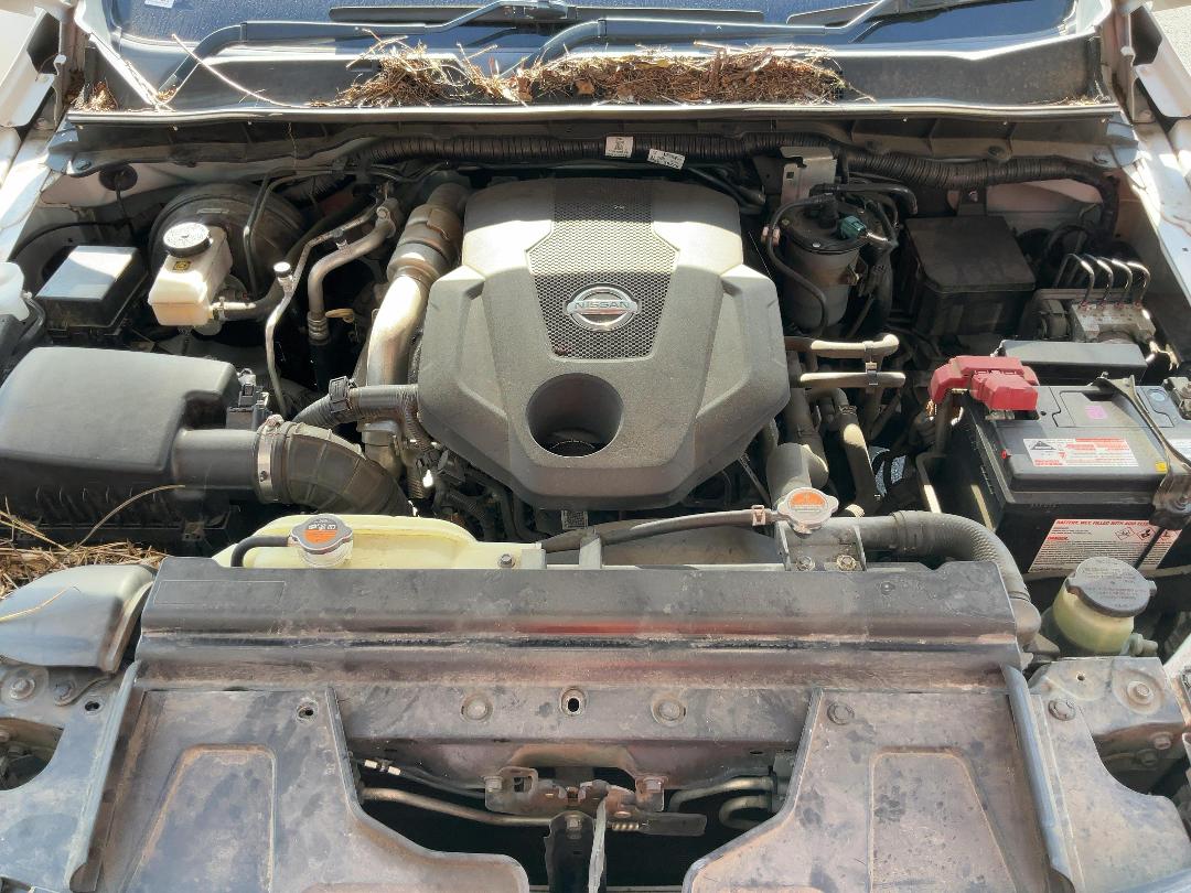 Photo '30' of Nissan Navara ST