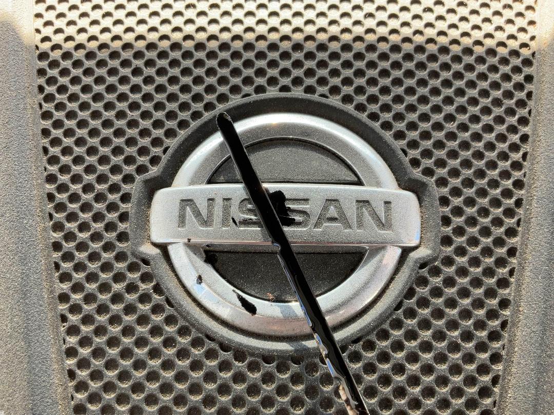 Photo '32' of Nissan Navara ST