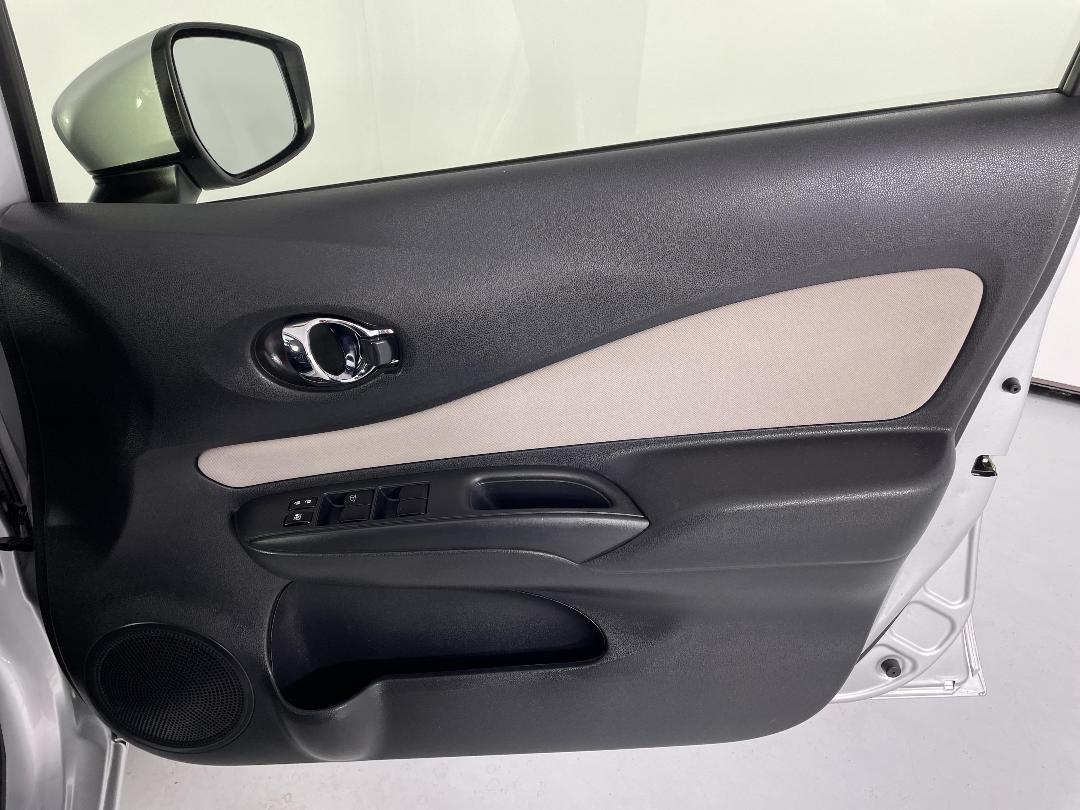 Photo '15' of Nissan Note Photo '15' of Nissan Note