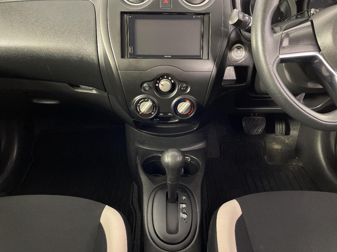 Photo '18' of Nissan Note Photo '18' of Nissan Note