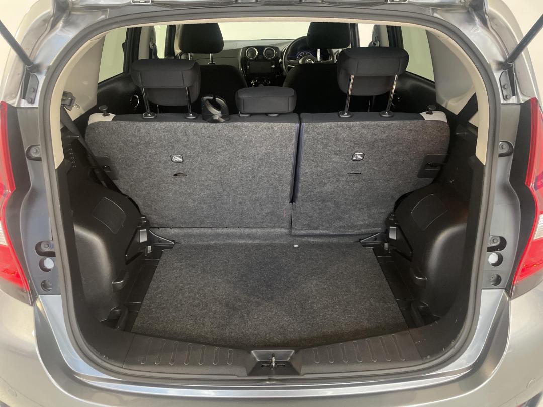 Photo '14' of Nissan Note Photo '14' of Nissan Note