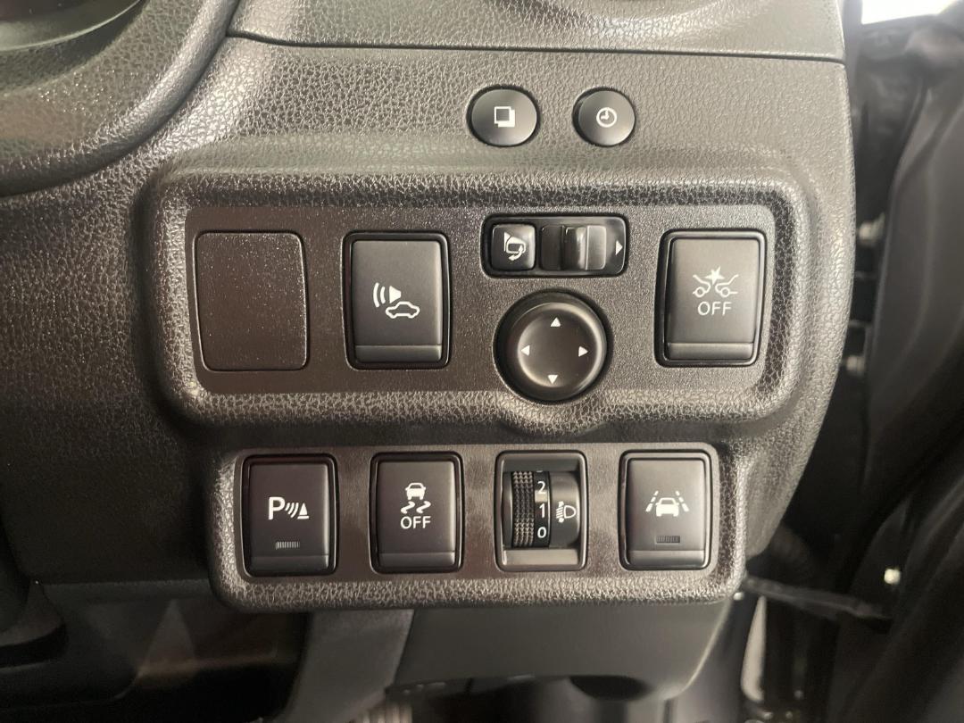 Photo '24' of Nissan Note Photo '24' of Nissan Note