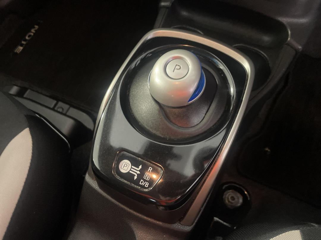 Photo '29' of Nissan Note Photo '29' of Nissan Note