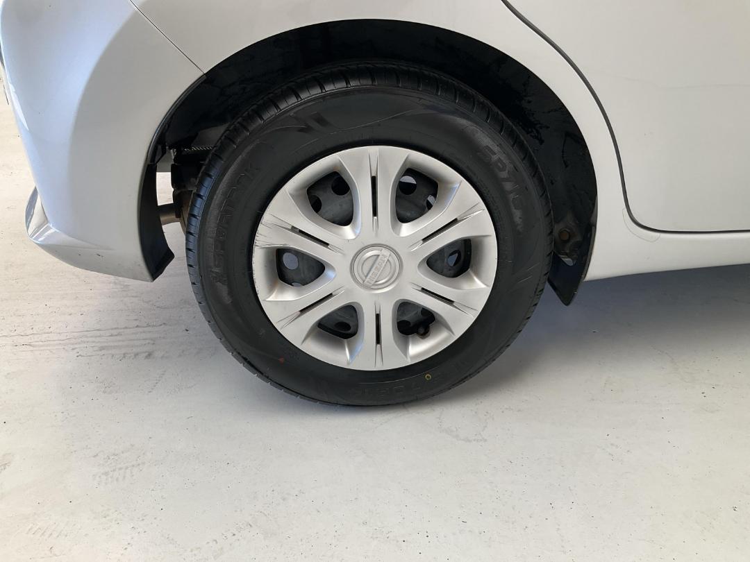 Photo '12' of Nissan Note