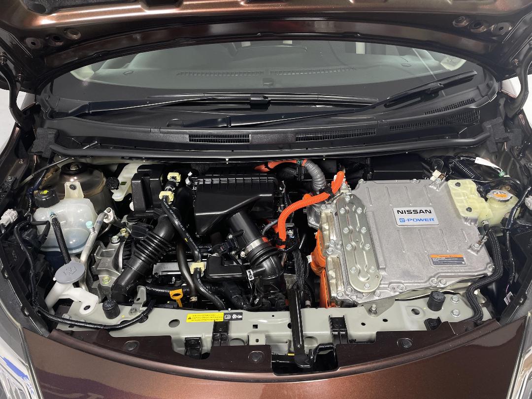 Photo '13' of Nissan Note