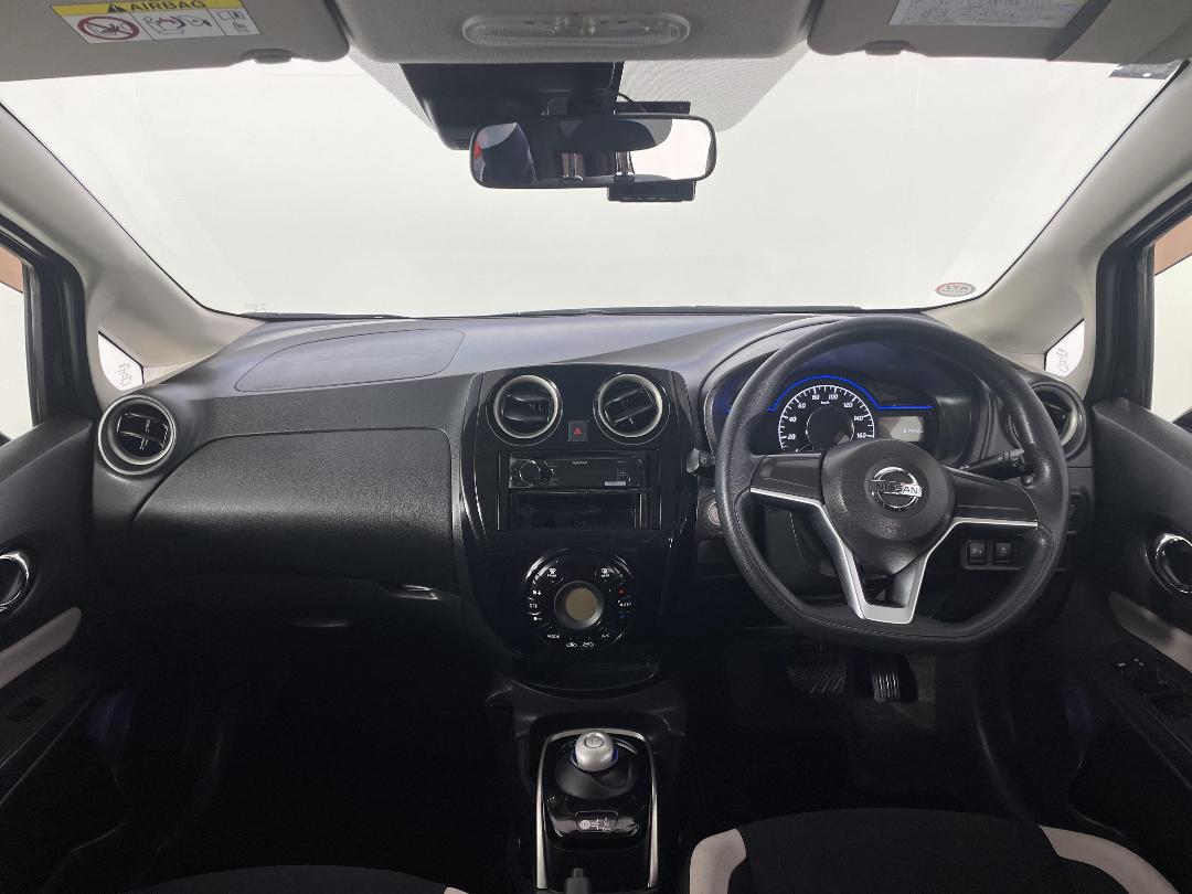 Photo '17' of Nissan Note