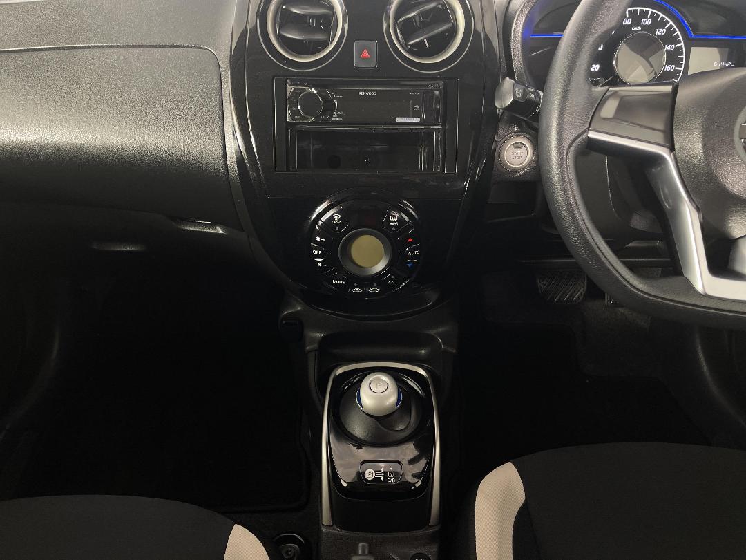 Photo '18' of Nissan Note