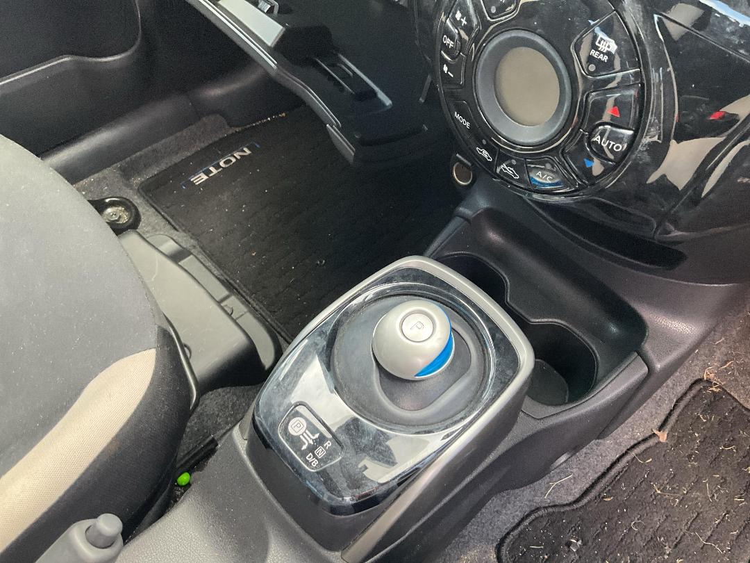 Photo '15' of Nissan Note Photo '15' of Nissan Note