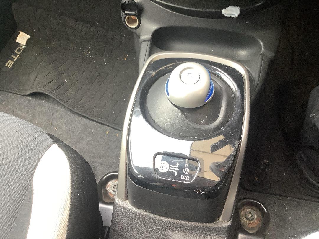 Photo '17' of Nissan Note E-Power Photo '17' of Nissan Note E-Power