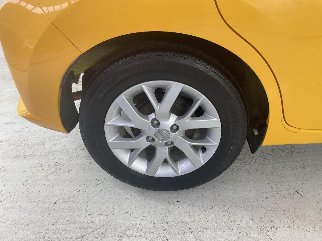 Photo '12' of Nissan Note