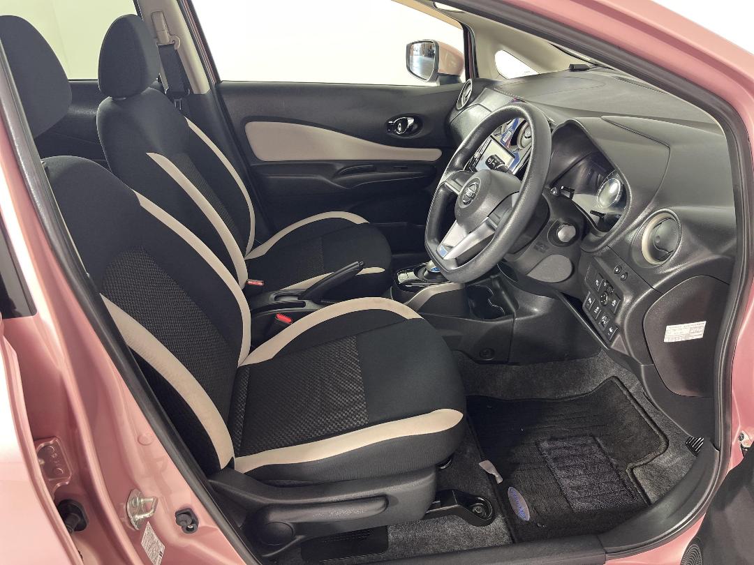 Photo '16' of Nissan Note