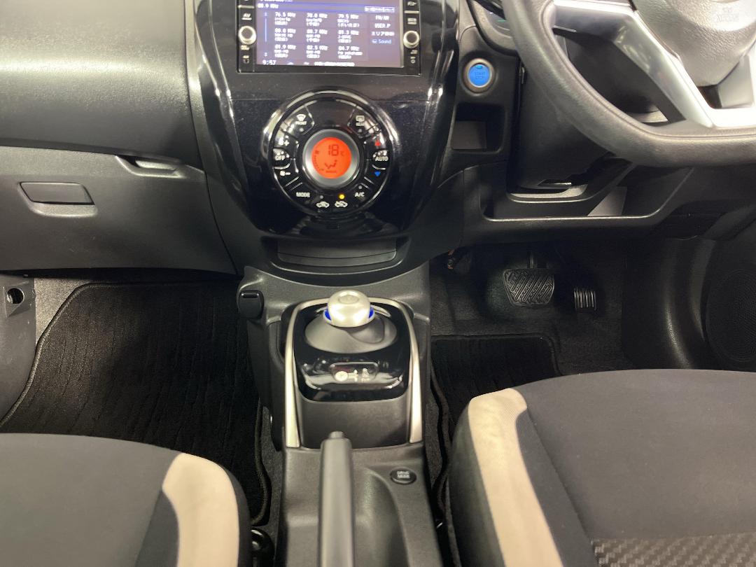 Photo '18' of Nissan Note