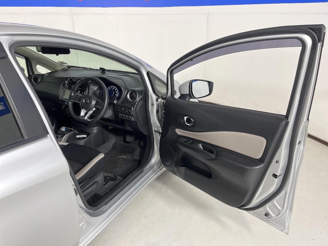 Photo '15' of Nissan Note