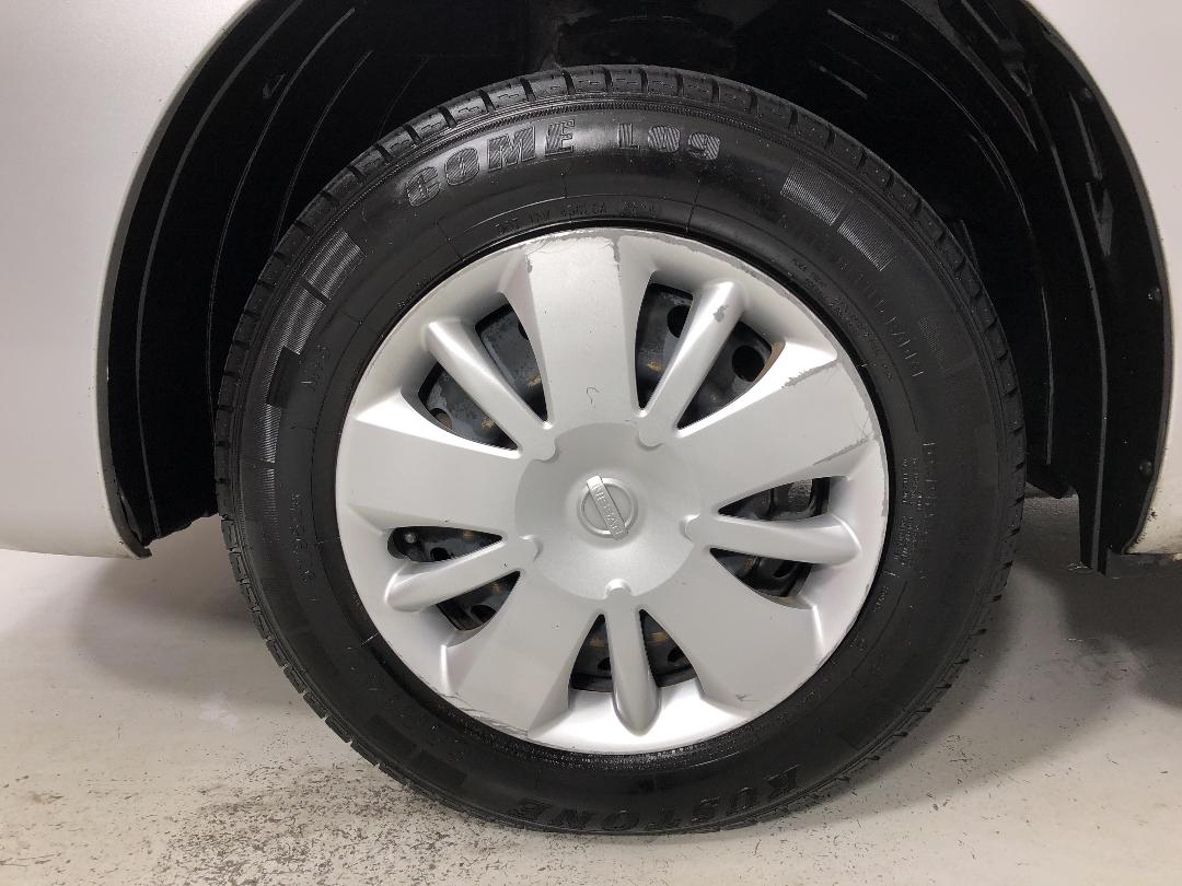 Photo '10' of Nissan NV200