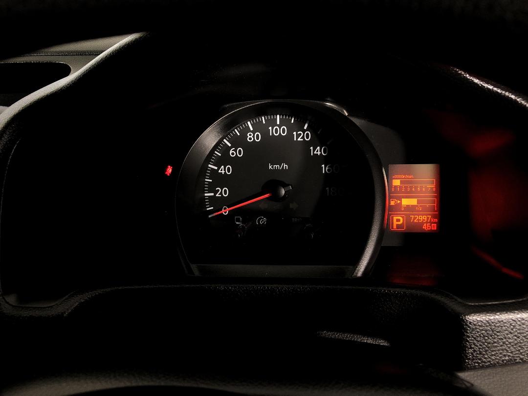 Photo '21' of Nissan NV200