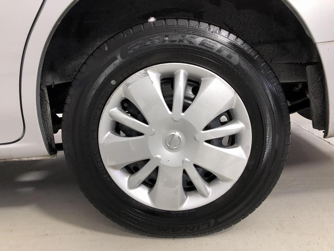 Photo '11' of Nissan NV200