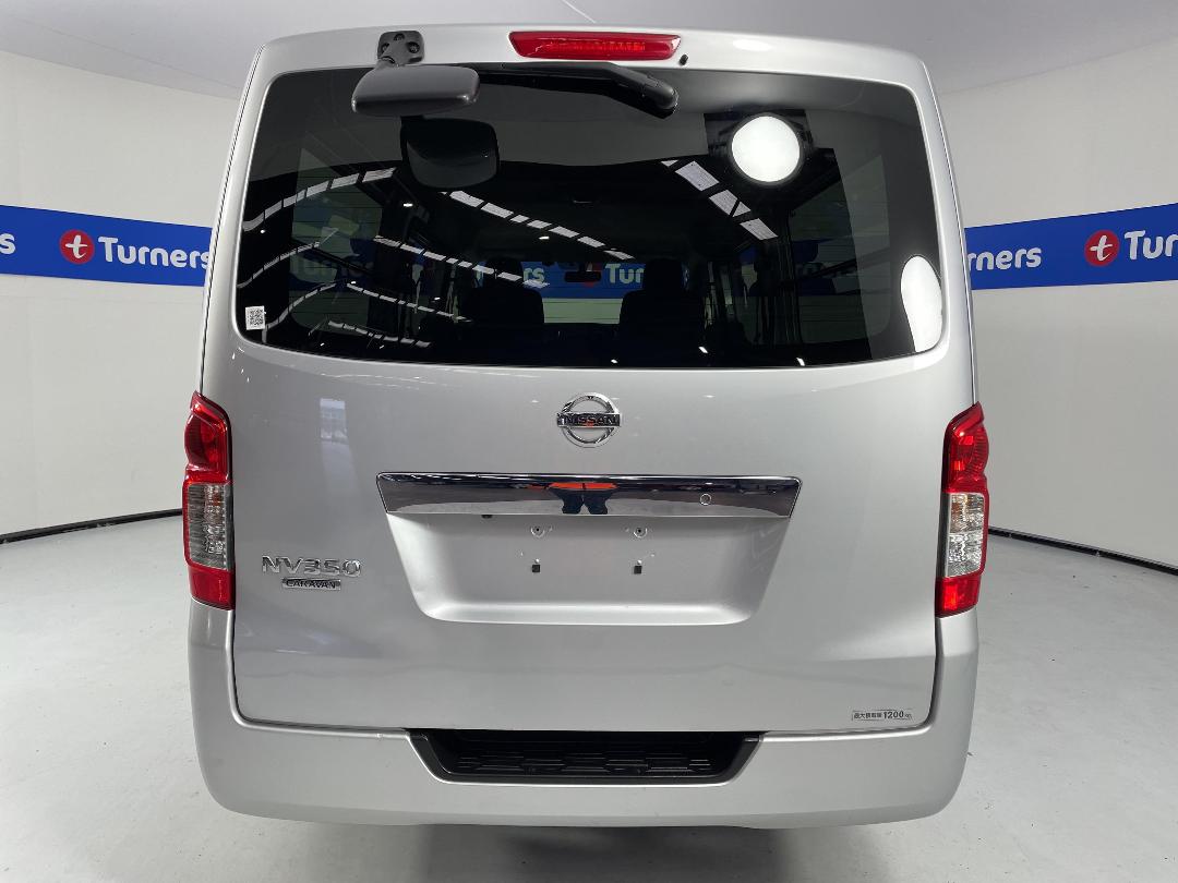 Photo '6' of Nissan NV350