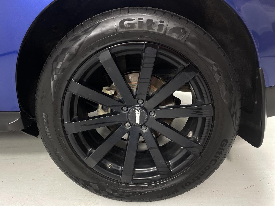 Photo '11' of Nissan Pathfinder