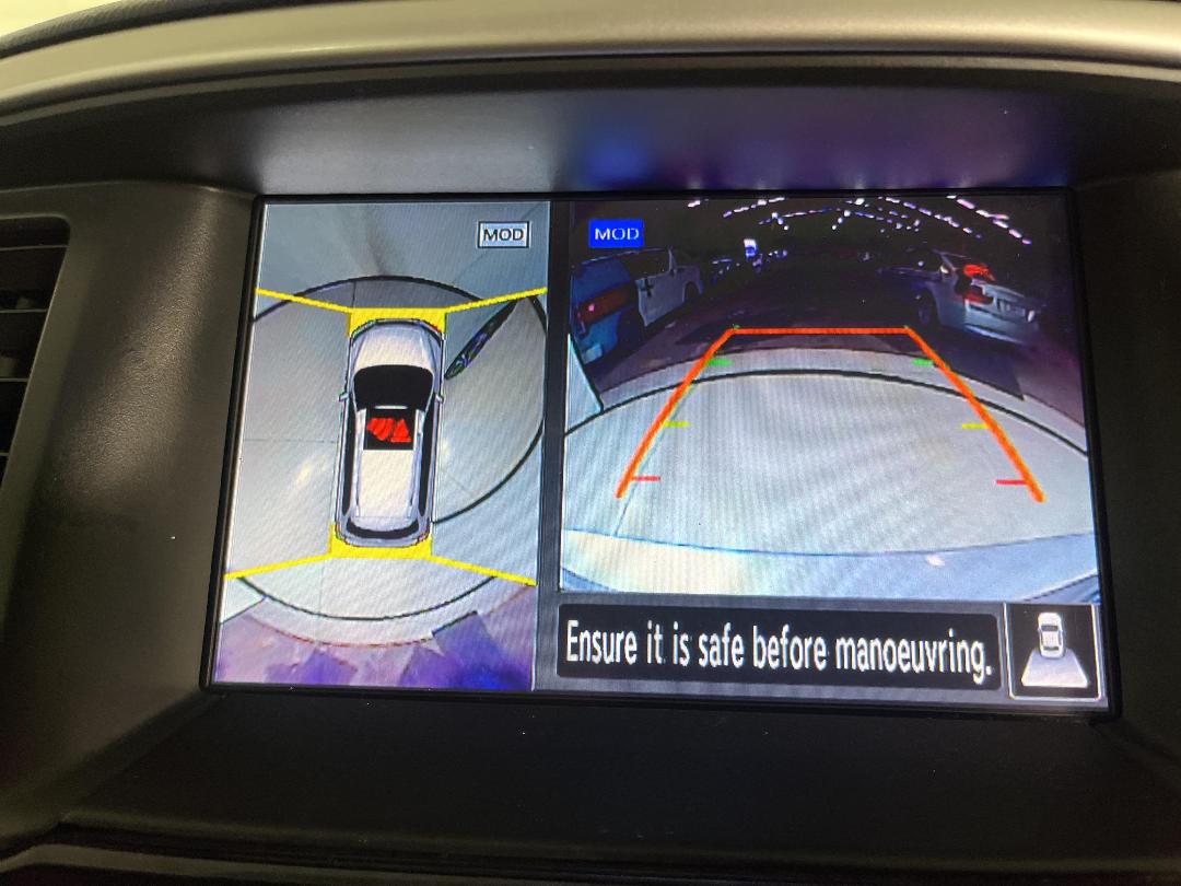 Photo '28' of Nissan Pathfinder