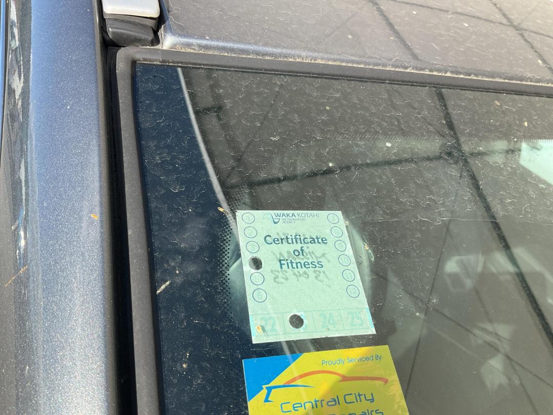 Damaged Nissan Qashqai STL 2019 in Wellington Seaview at Turners