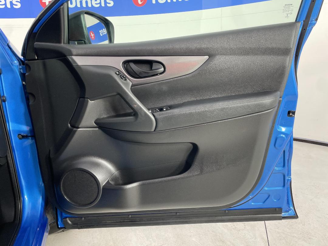 Photo '15' of Nissan Qashqai Photo '15' of Nissan Qashqai