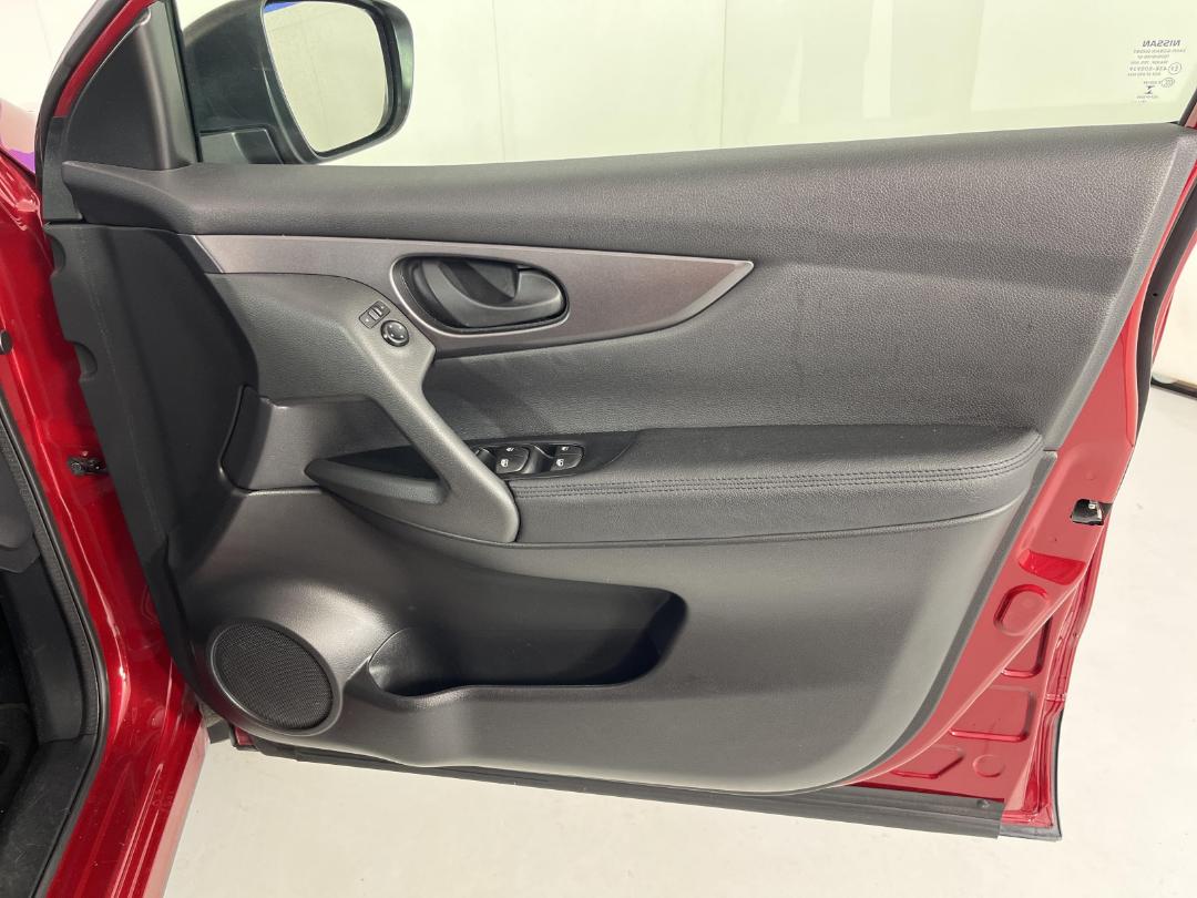 Photo '15' of Nissan Qashqai Photo '15' of Nissan Qashqai