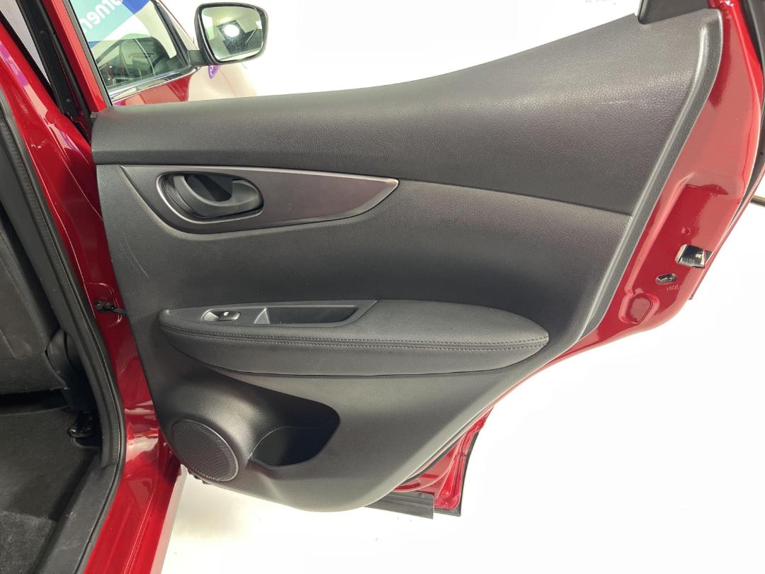 Photo '19' of Nissan Qashqai Photo '19' of Nissan Qashqai