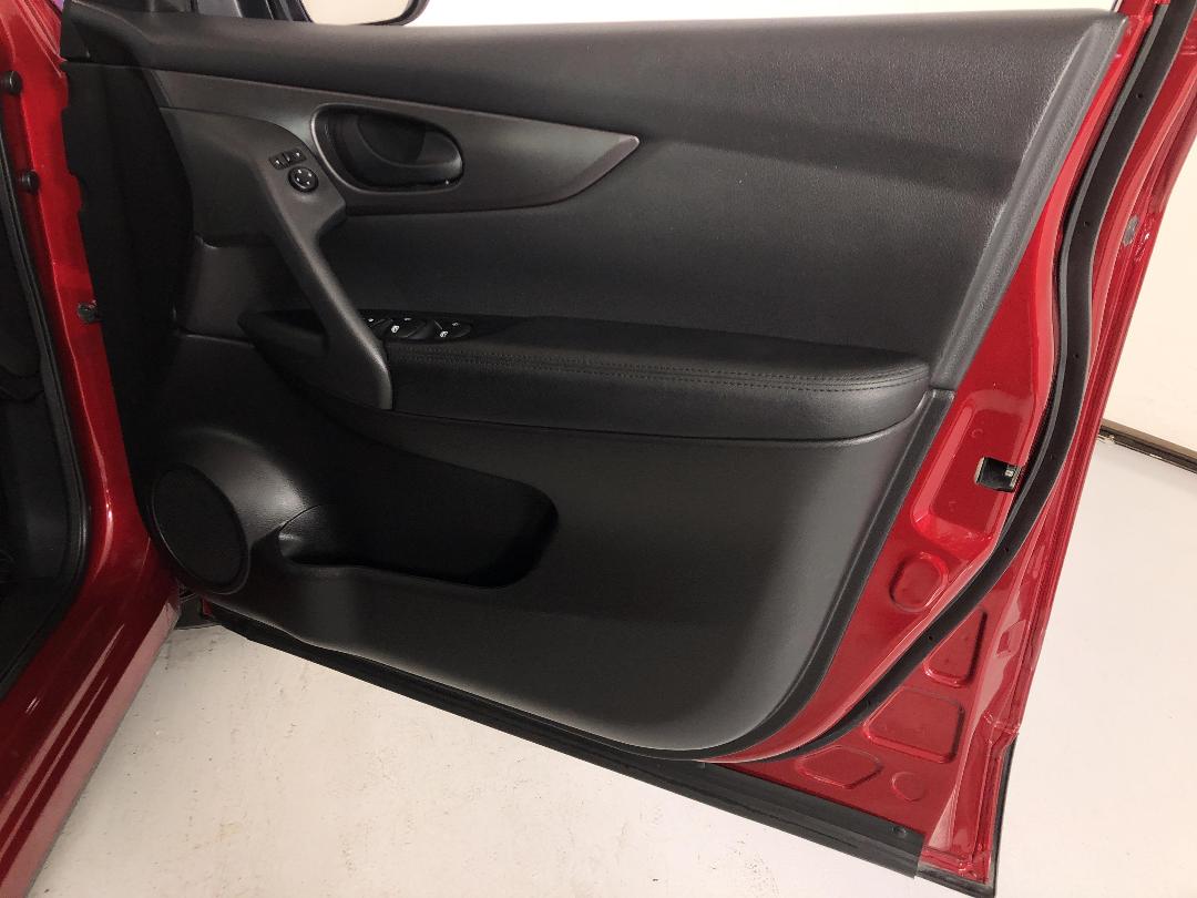 Photo '15' of Nissan Qashqai