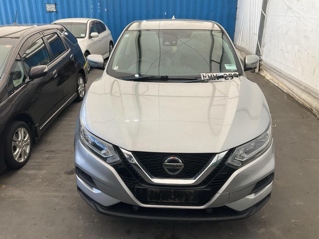 Photo '4' of Nissan Qashqai ST Photo '4' of Nissan Qashqai ST