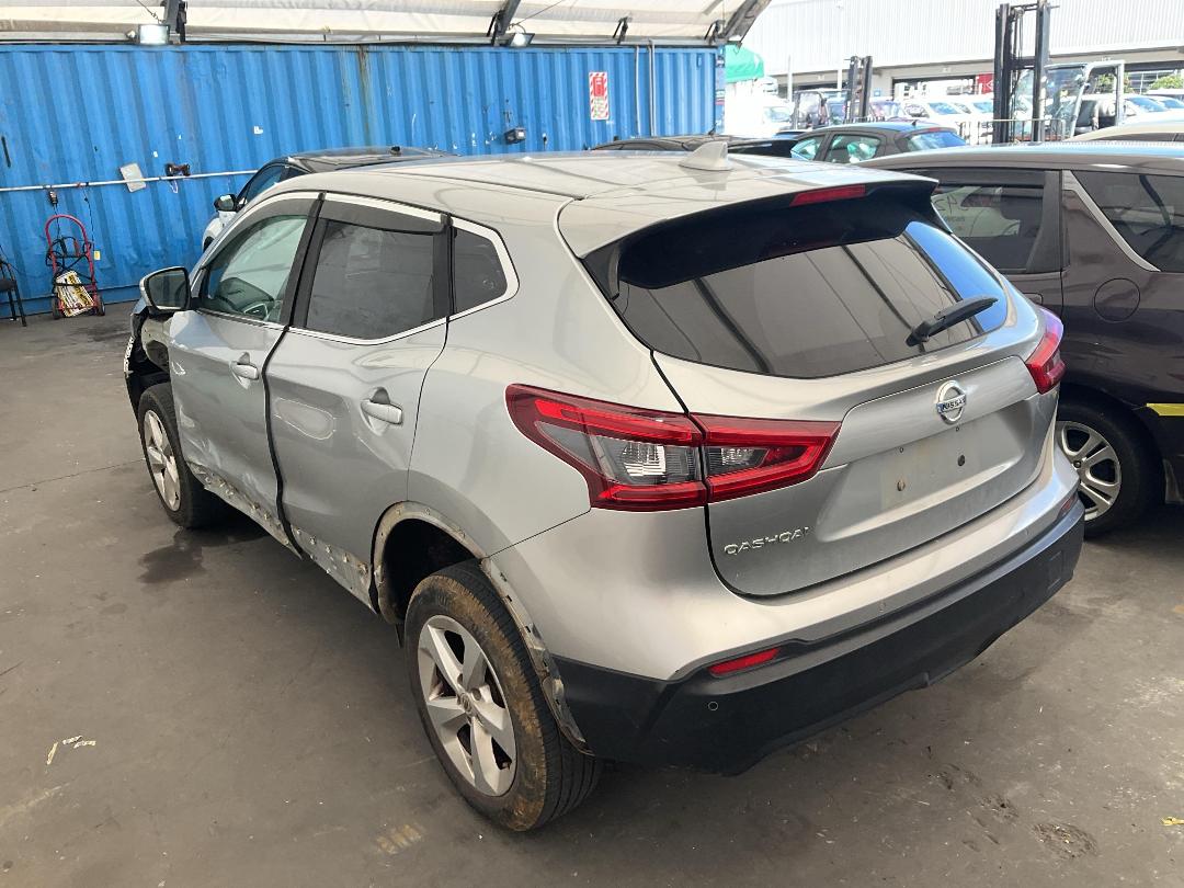 Photo '9' of Nissan Qashqai ST Photo '9' of Nissan Qashqai ST