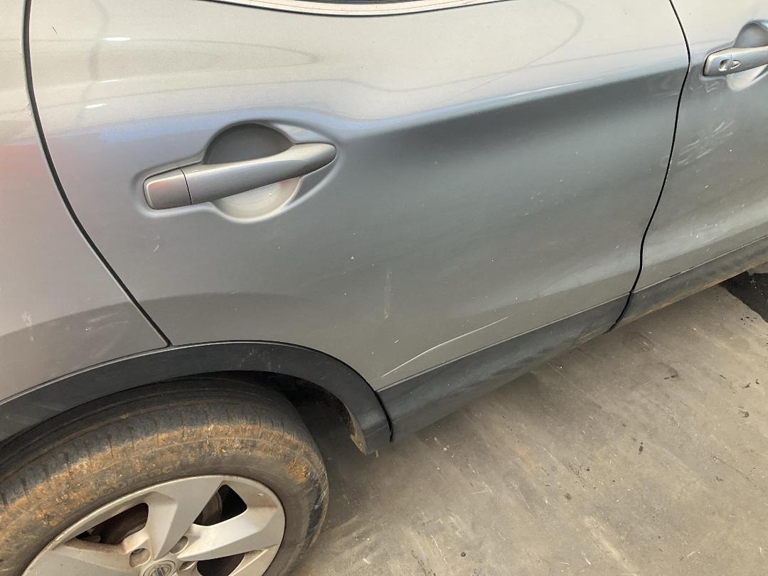 Photo '13' of Nissan Qashqai ST Photo '13' of Nissan Qashqai ST