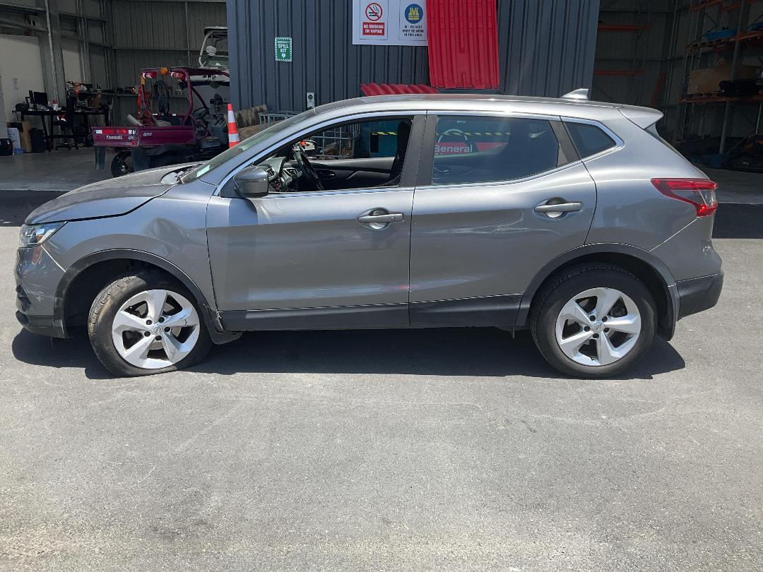 Photo '5' of Nissan Qashqai ST Photo '5' of Nissan Qashqai ST