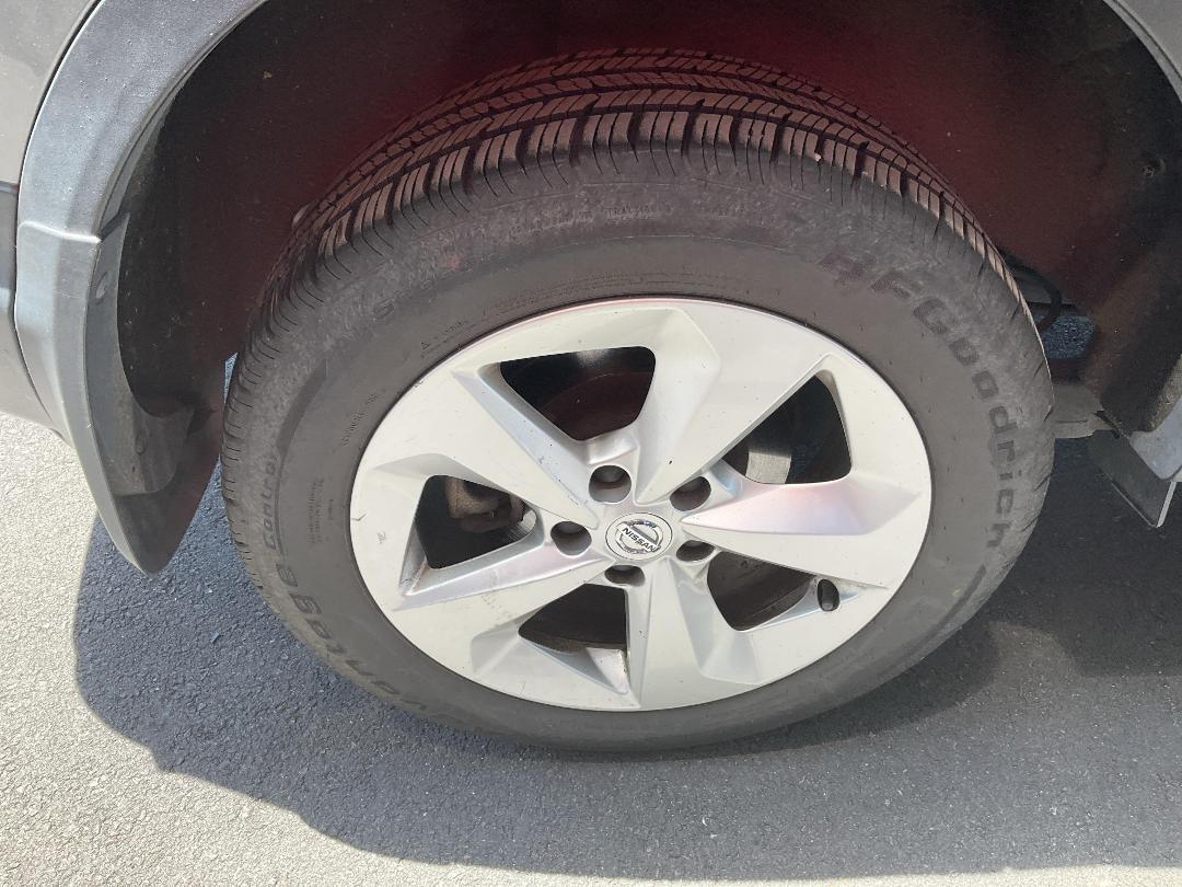 Photo '8' of Nissan Qashqai ST Photo '8' of Nissan Qashqai ST