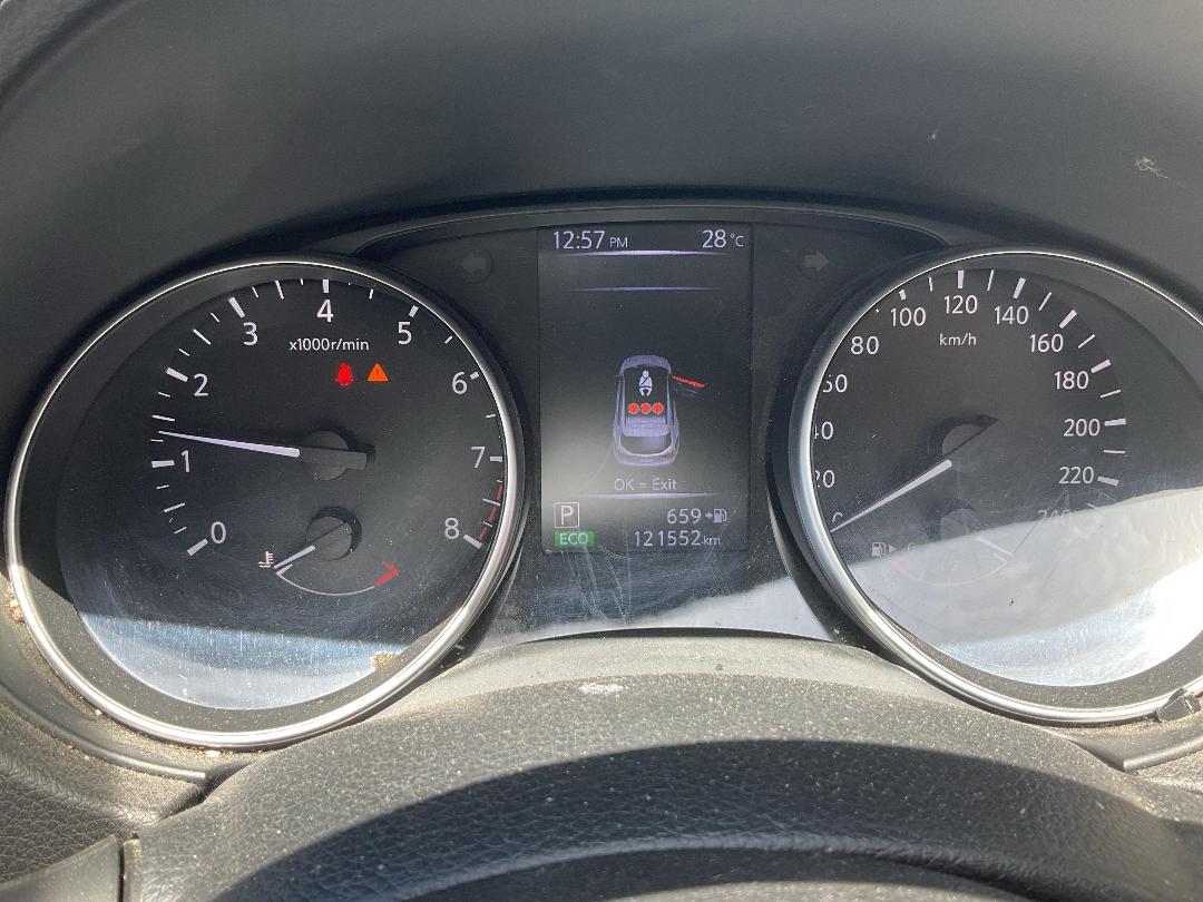 Photo '13' of Nissan Qashqai ST Photo '13' of Nissan Qashqai ST