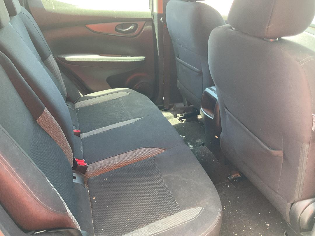 Photo '16' of Nissan Qashqai ST Photo '16' of Nissan Qashqai ST