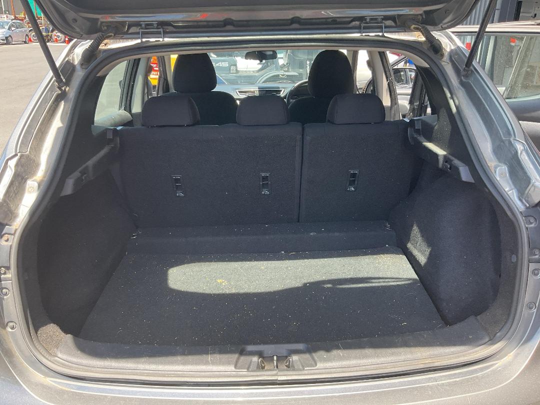 Photo '17' of Nissan Qashqai ST Photo '17' of Nissan Qashqai ST