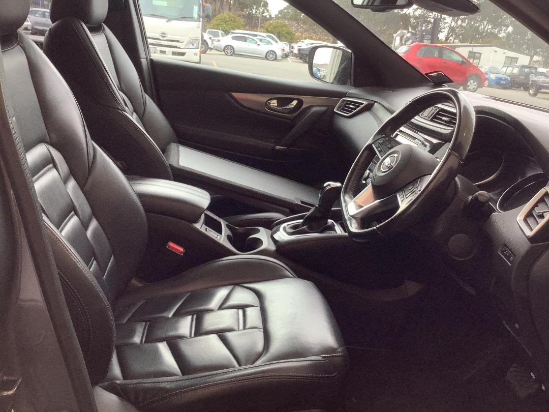 Photo '9' of Nissan Qashqai TI Photo '9' of Nissan Qashqai TI